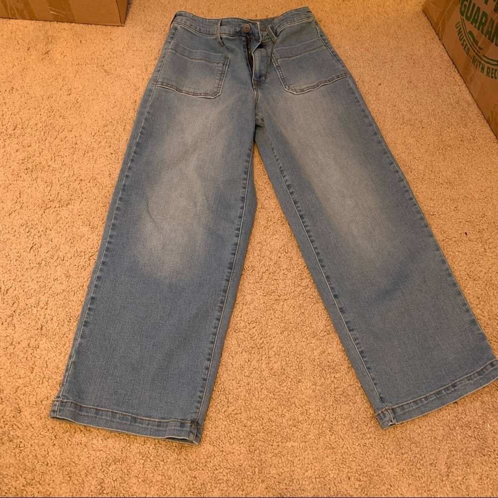 Wide leg jeans